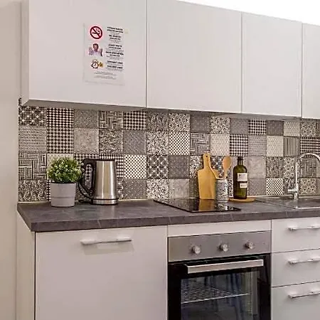 Elegante Vicino Stazione - Grey *